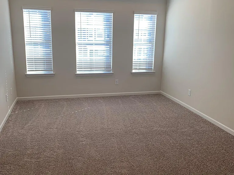 3424 Glenn Hope Way — Photo 17