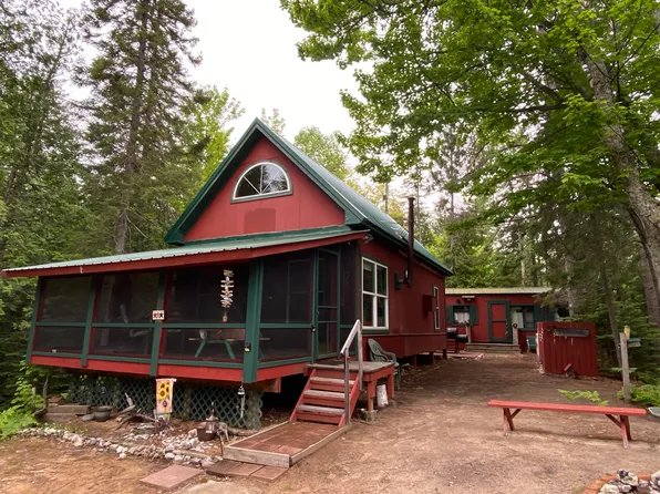 33936 W Betsy River Rd, Paradise, MI 49768