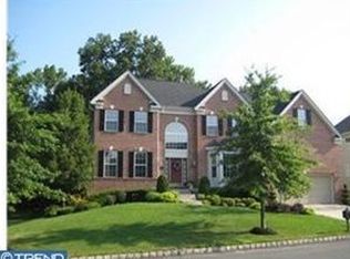 30 Kyle Ct, Mount Laurel, NJ 08054