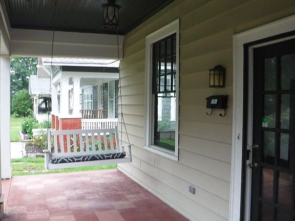 3rd image of 437 Clanton Ave