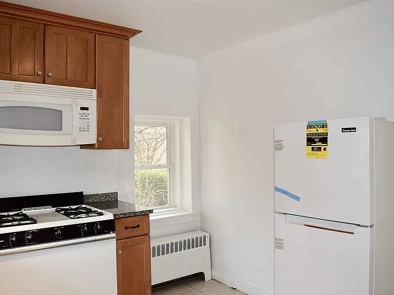 33 Mill St #1 — Photo 8