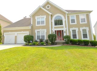 321 Glensford Ct, Cincinnati, OH 45246