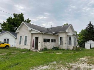 306 E Franklin St, Mt Sterling, IL 62353