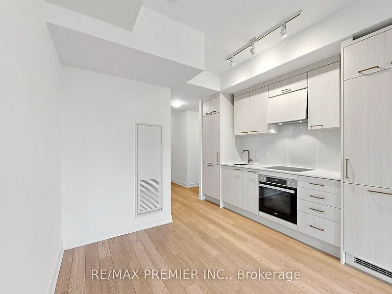 634 Church St #3308 — Photo 13
