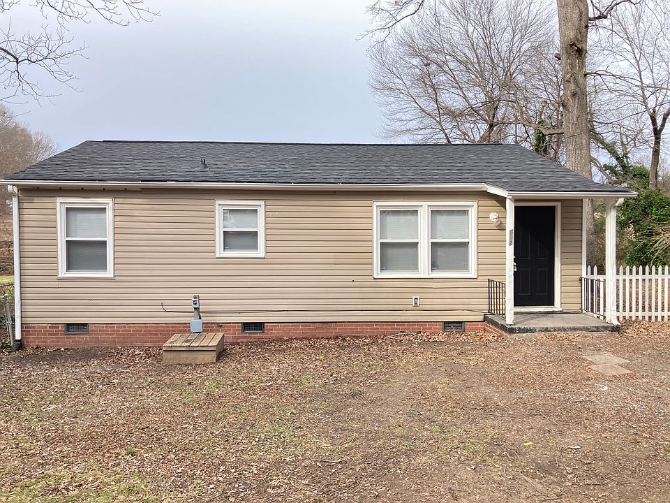 1st image of 602 Betty St