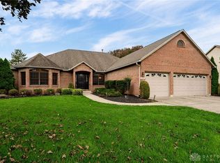 6691 Stillmead Dr, Dayton, OH 45414