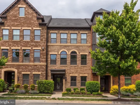 22527 Foundation Dr, Ashburn, VA 20148