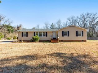 7138 Crittenden Rd, Suffolk, VA 23432