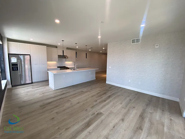 3578 Rambla Pl #329 — Photo 5