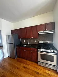 49 Vernon Avenue, #1