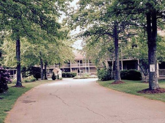 Driving into Gilford Meadows