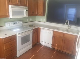 3211 C Cypress Park Rd, Greensboro, NC 27407