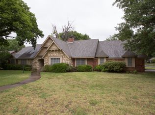 2997 E 56th Ct, Tulsa, OK 74105