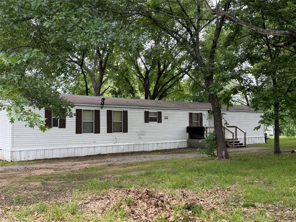 611 Star St, Denison, TX 75020