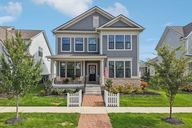 Chatham Hills Blvd-S1109-001.jpg