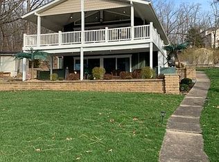 147 Comanche Rd, Lake Ozark, MO 65049