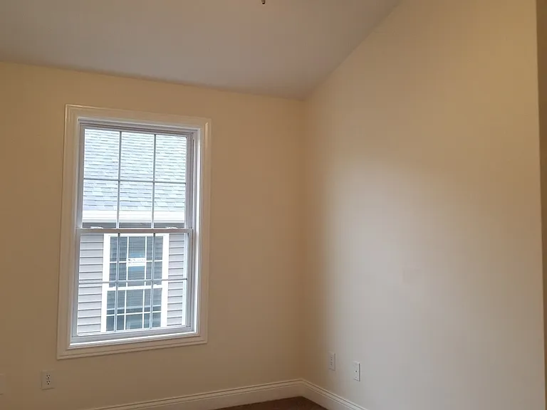 2266 S Samuel Ln — Photo 19