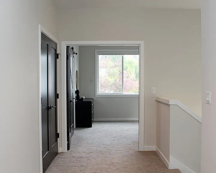 8240 SW 47th Ave — Photo 22
