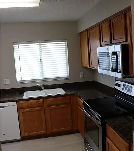 6419 Chapel Pines Blvd — Photo 3
