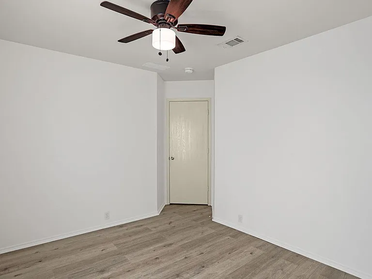 4507 Falcon Dr — Photo 21