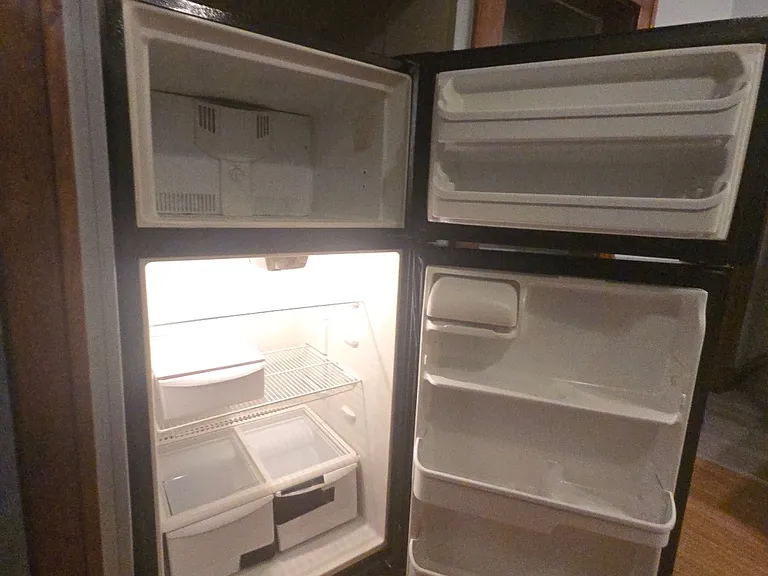 415 Ford St #1W — Photo 5