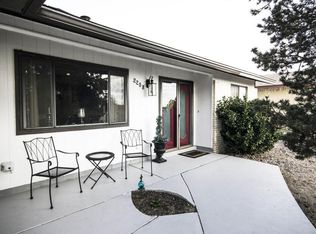 2208 Cleopatra Pl NE, Albuquerque, NM 87112