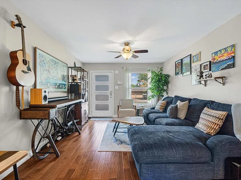 8514 Burrell Dr — Photo 4