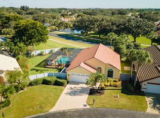 107 Executive Circle, Boynton Beach, FL 33436