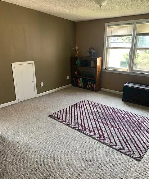 2nd Bedroom Upstairs