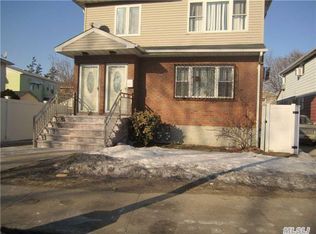 18211 N Conduit Ave, Springfield Gardens, NY 11413