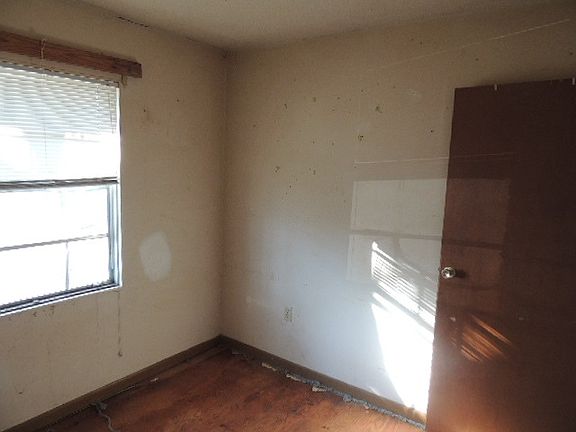 4th image of 4003 Shalann Dr