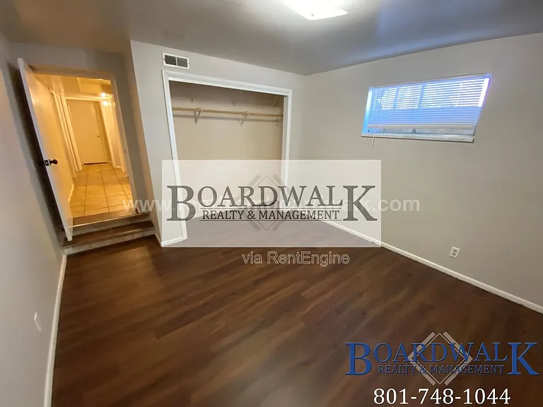 2527 E Valley View Ave #4 — Photo 15