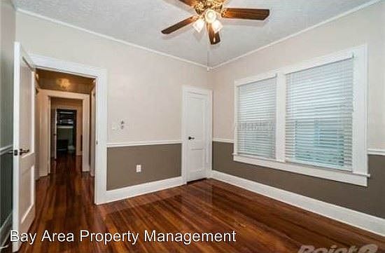 5th image of 7001 Navin Ave