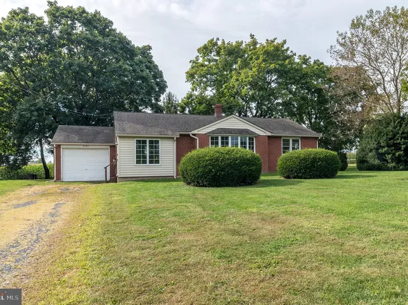 2385 W Zion Hill Rd, Quakertown, PA 18951