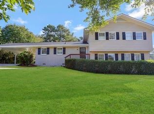 497 Breezy Dr SW, Marietta, GA 30064