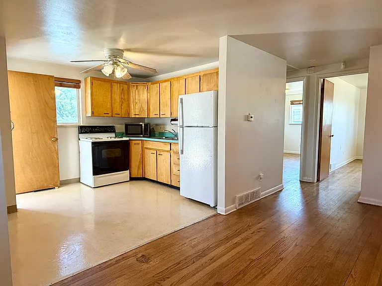 3465 W Arkansas Ave — Photo 9
