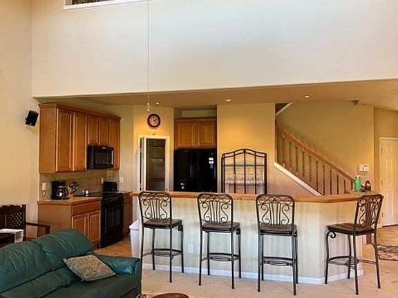 3rd image of 67 Edinburgh Cir