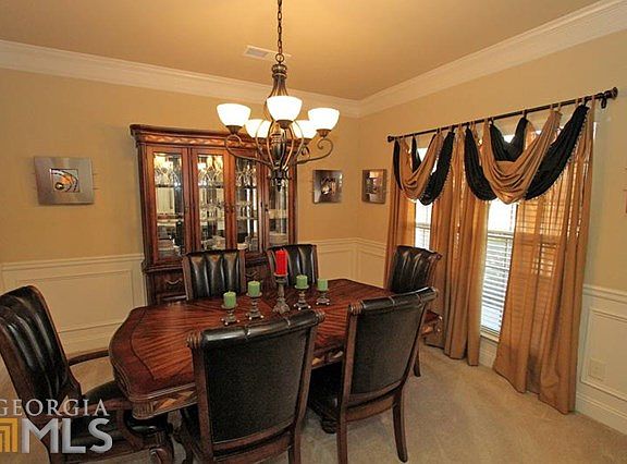 4th image of 581 Tuscany Walk Ln