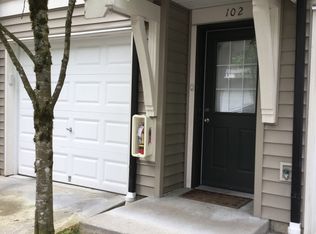 18245 NE 96th Way UNIT 102, Redmond, WA 98052