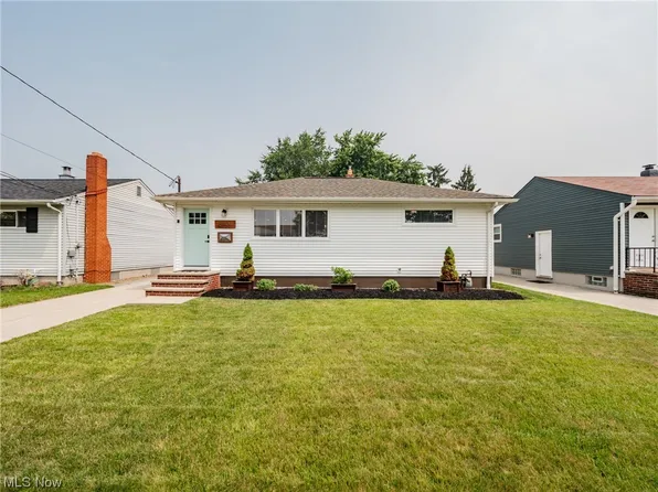 15704 Rademaker Dr, Brookpark, OH 44142