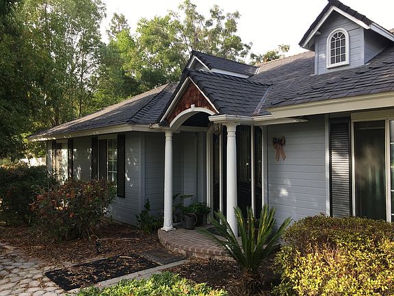 3rd image of 19439 Deane Dr