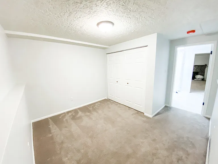 5033 Pineridge Ave — Photo 16