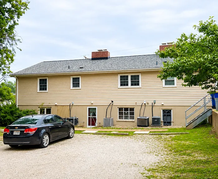 215 N 9th St #D — Photo 2