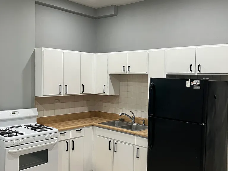 2507 W Augusta Blvd #2F — Photo 4