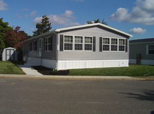 620 6th St, Jackson, NJ 08527