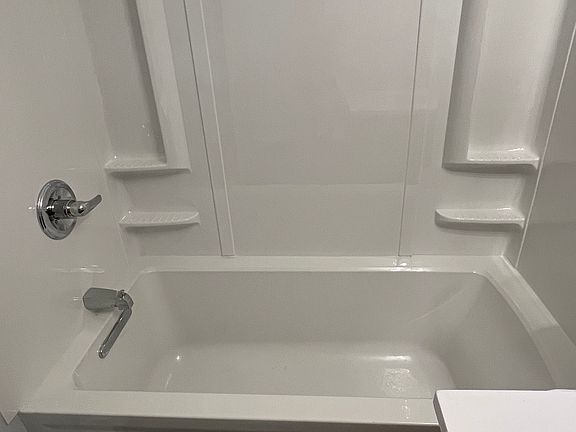 5th image of 508 Chicopee St APT F