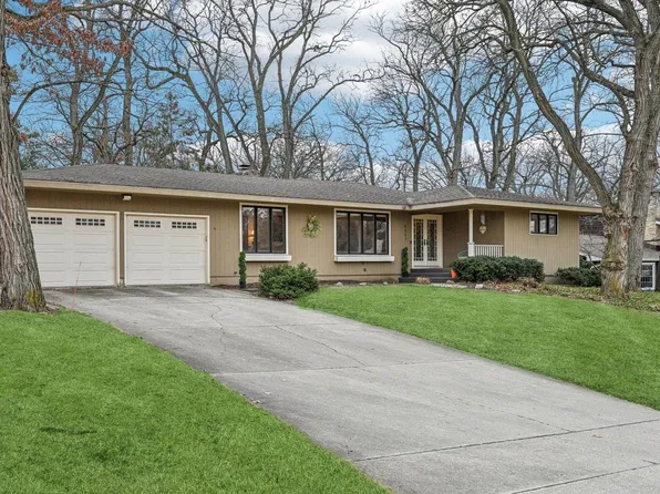6643 Columbus Drive, Middleton, WI 53562