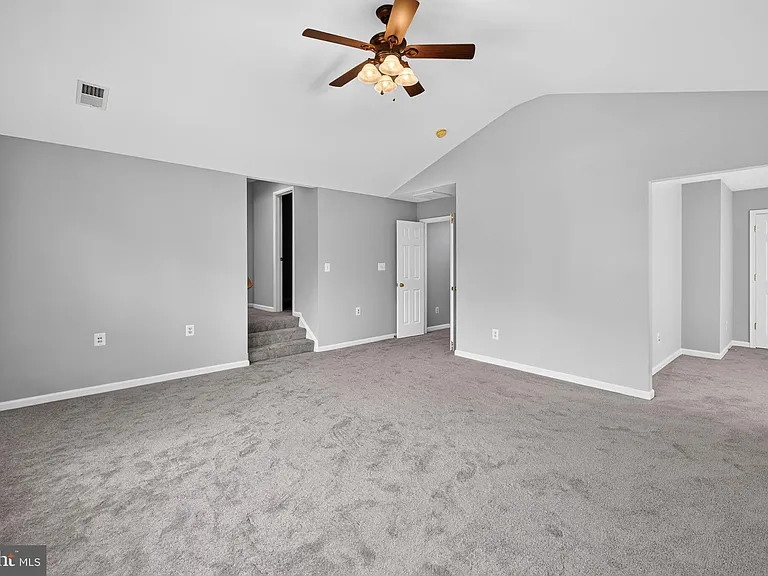 9036 Woodpecker Ct — Photo 51