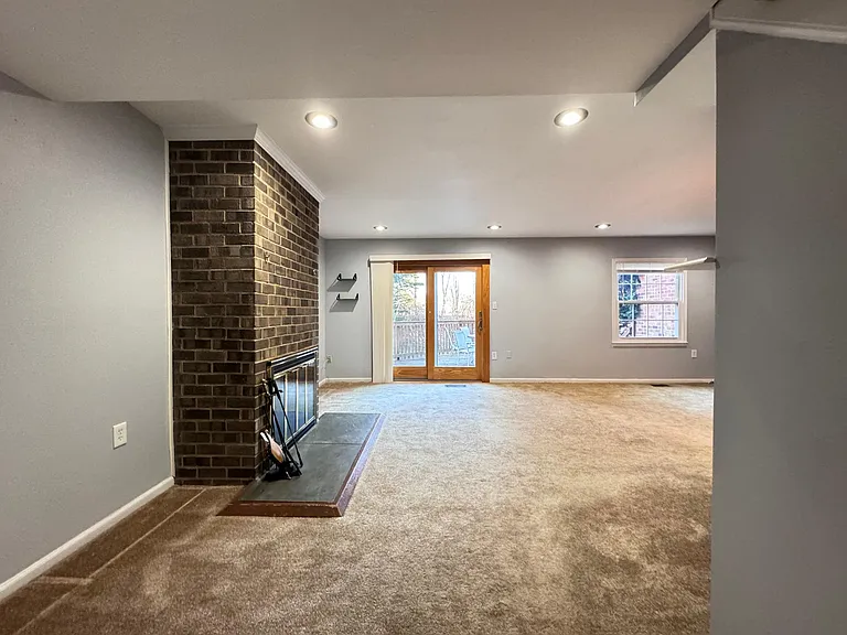 1110 Moorefield Creek Rd SW — Photo 15