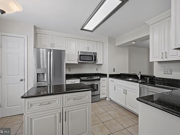 5th image of 6240 Manchester Way